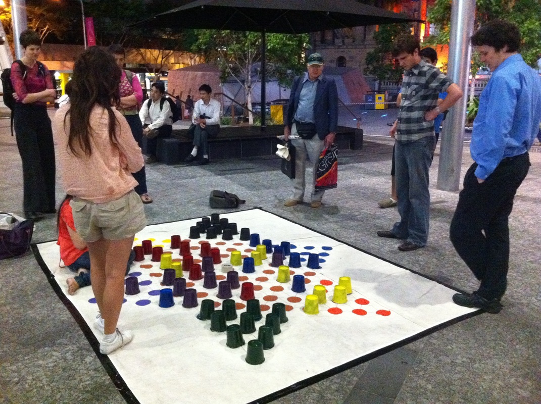 giant chinese checkers